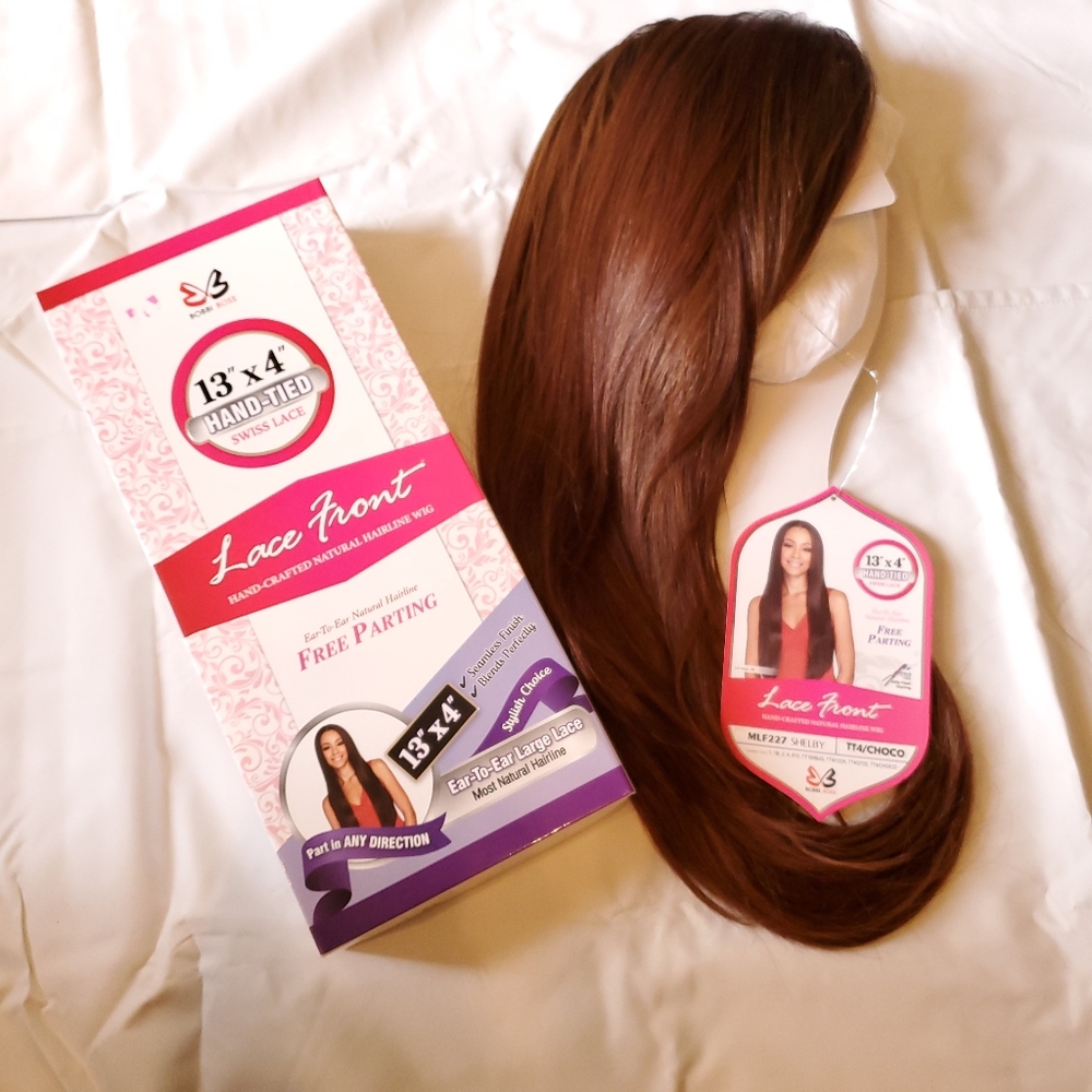 ♦️SOLD♦️Heat resistant wig